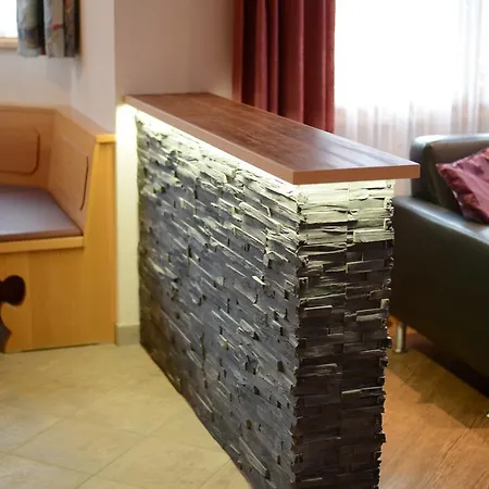 Helvetia Apartment *
