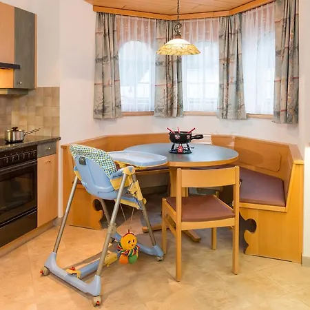 Helvetia Apartmán *