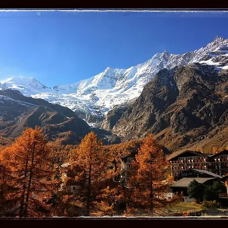 Helvetia アパート *